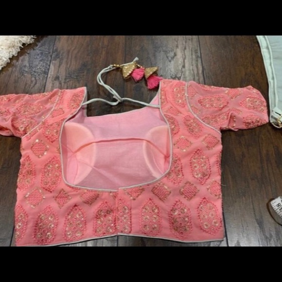 Lehenga Choli - Picture 7 of 12